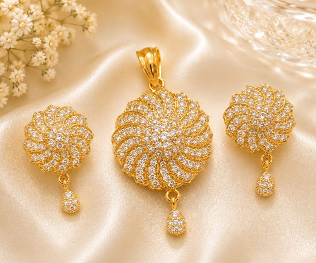 Gold swirl Pendant Set