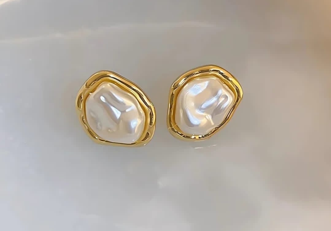 Mother of Pearl studs