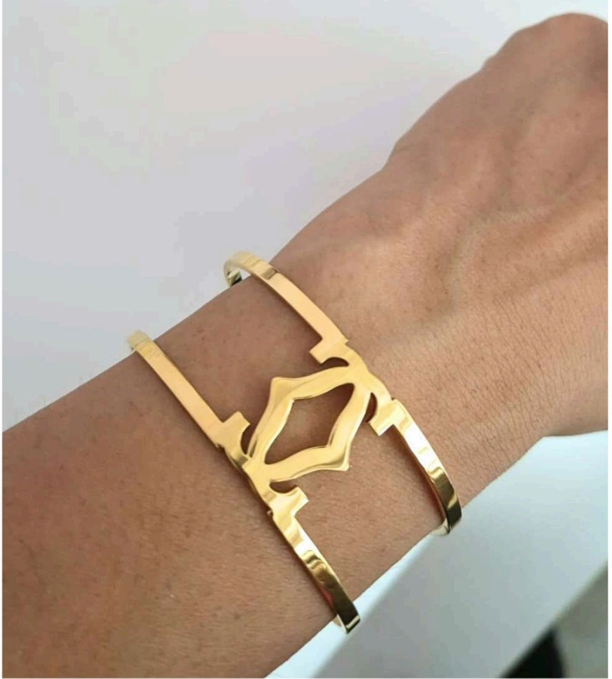 Elegante Cuff