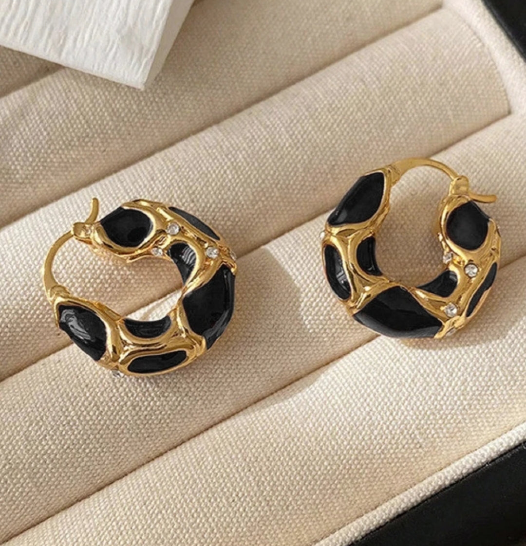 Spotted Hoops @18k