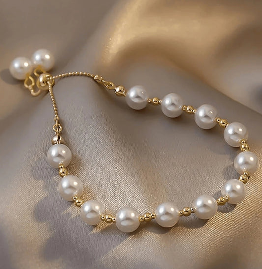 Pearl up bracelet