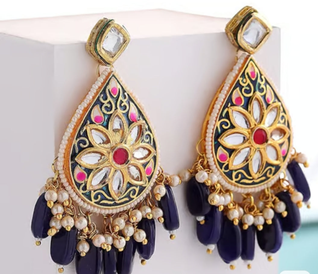 Meenakari Saaz