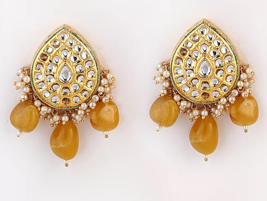 Yellow Teardrop ( Gold Patra)